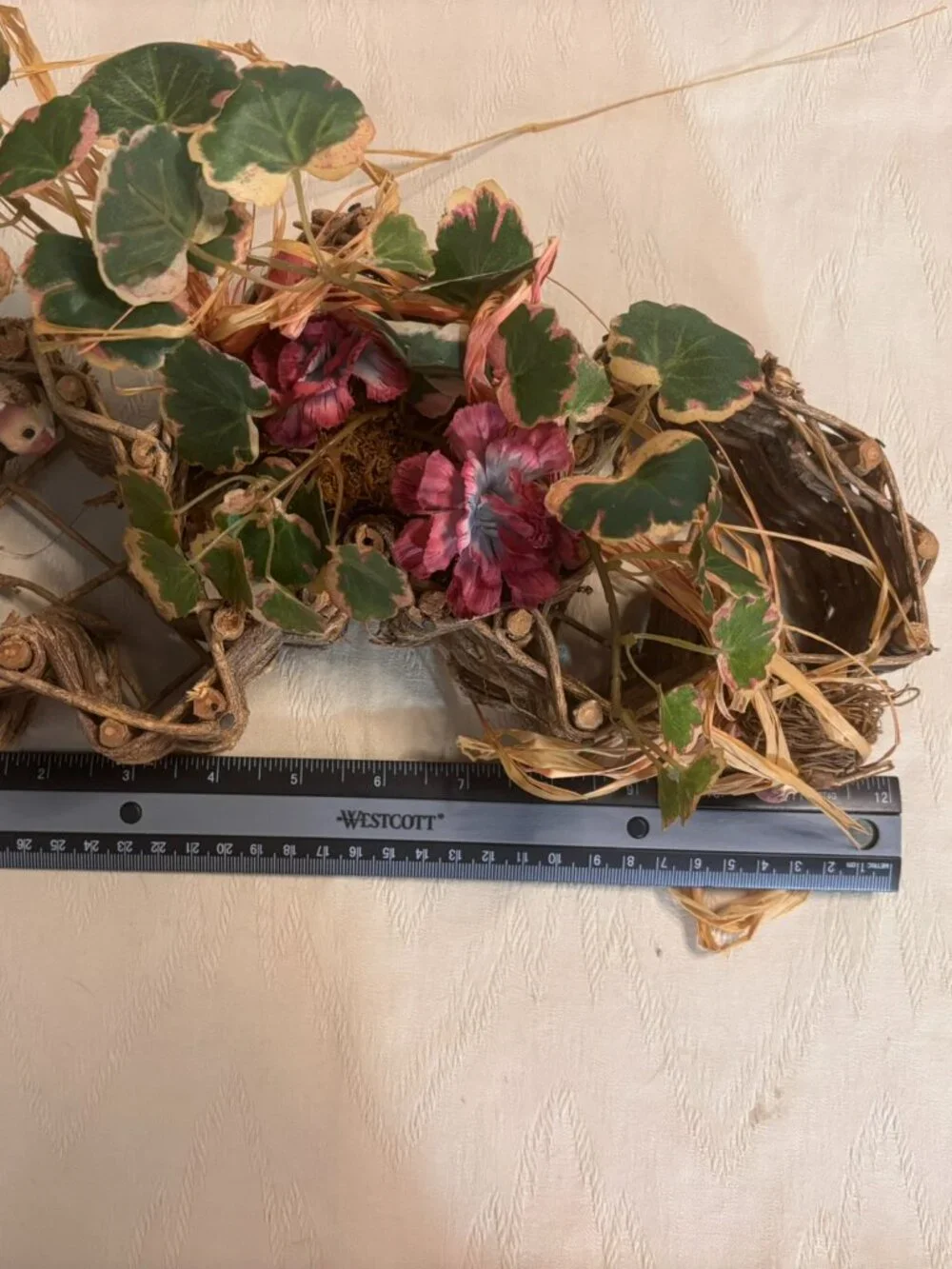 VTG Woven Floral Vine Three Connected Hearts Rustic Floral and Ivy with Birds